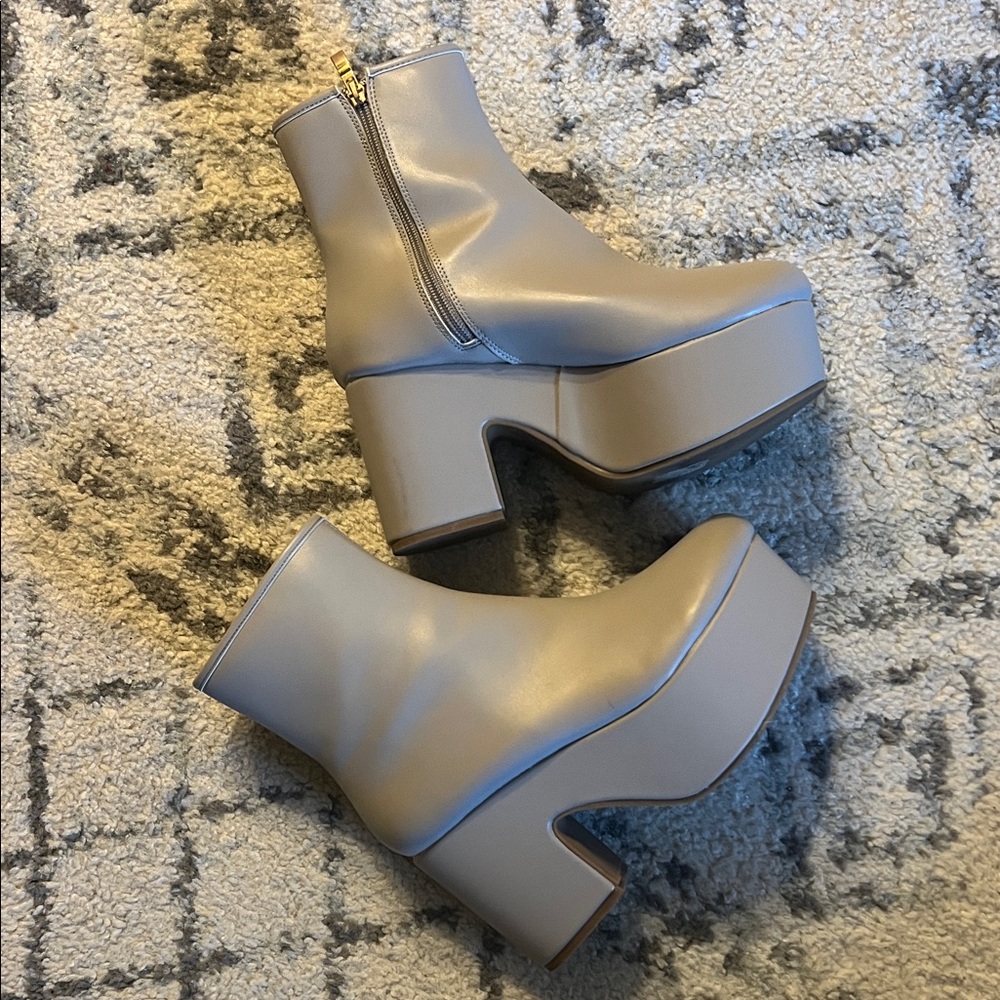 ShuShop Platform Ankle Boots Light Gray Size US 8
